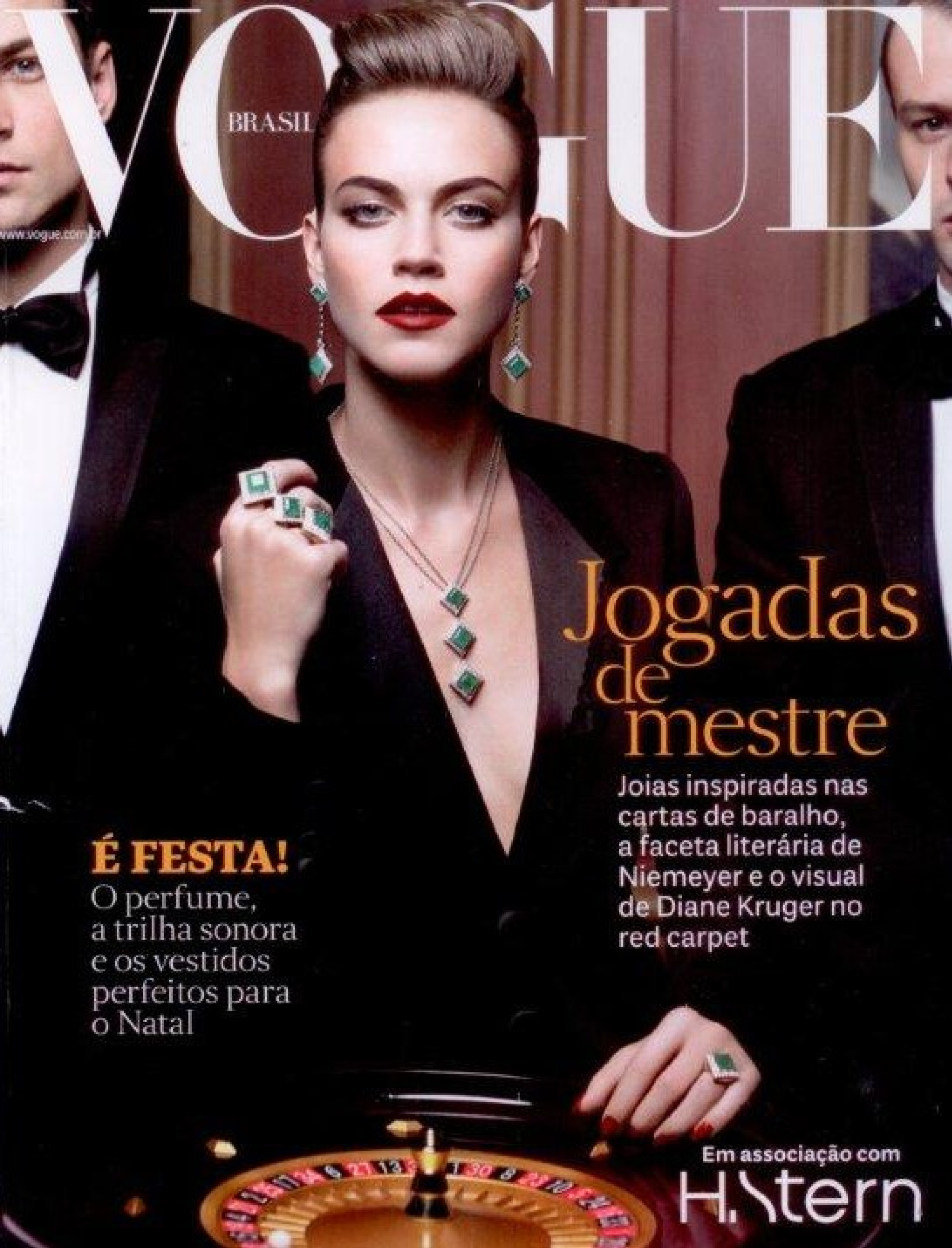 VOGUE BRAZIL DEC 2013