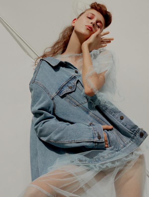 VOGUE BRAZIL MAR 2017 by RAFAEL PAVAROTTI